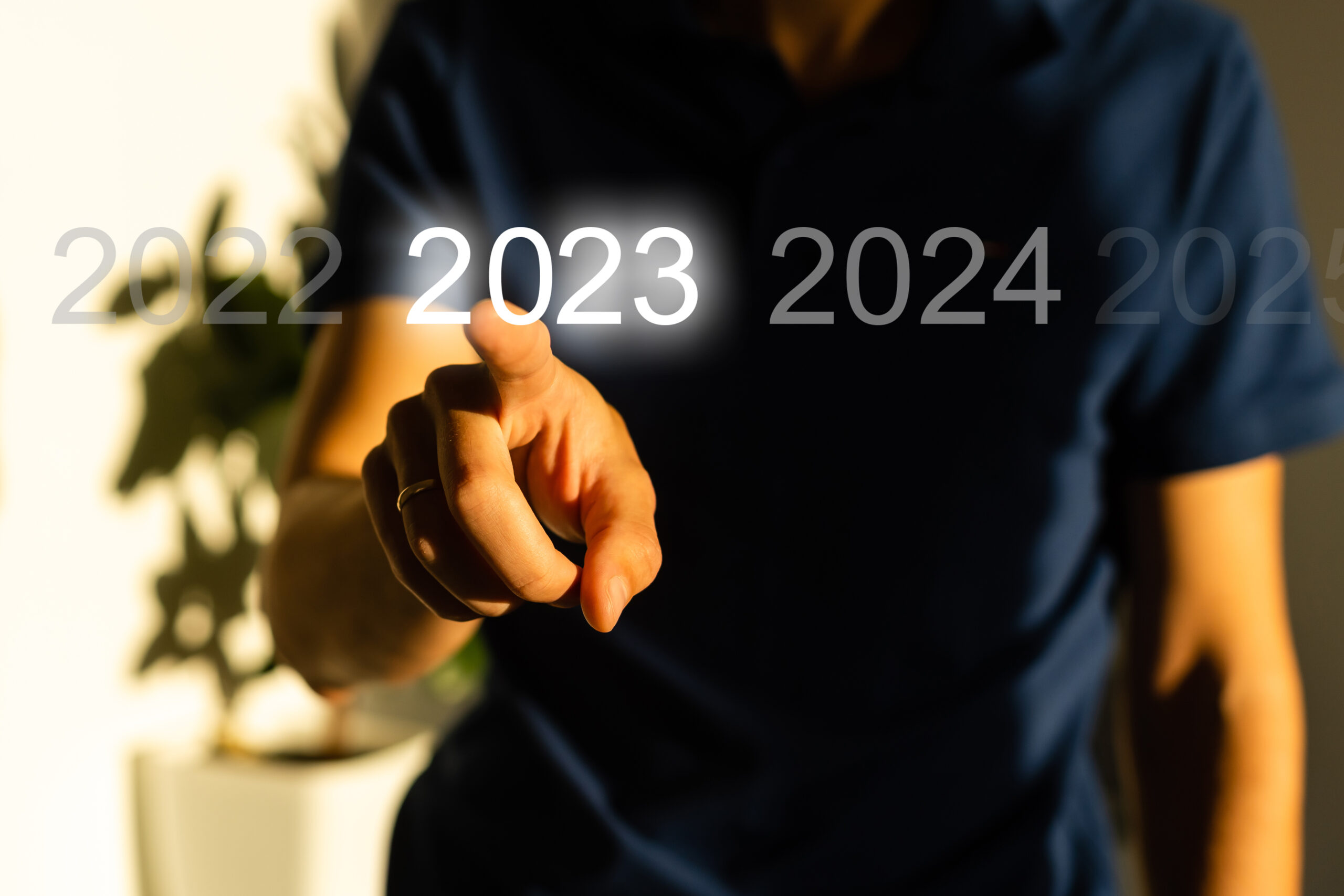 2023 highlighted and touched mid air
